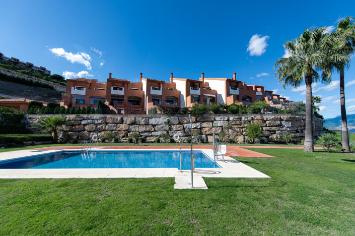 Image No.1-3 Bed Townhouse for sale