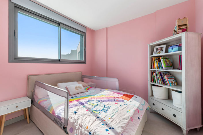 Image No.30-3 Bed Townhouse for sale