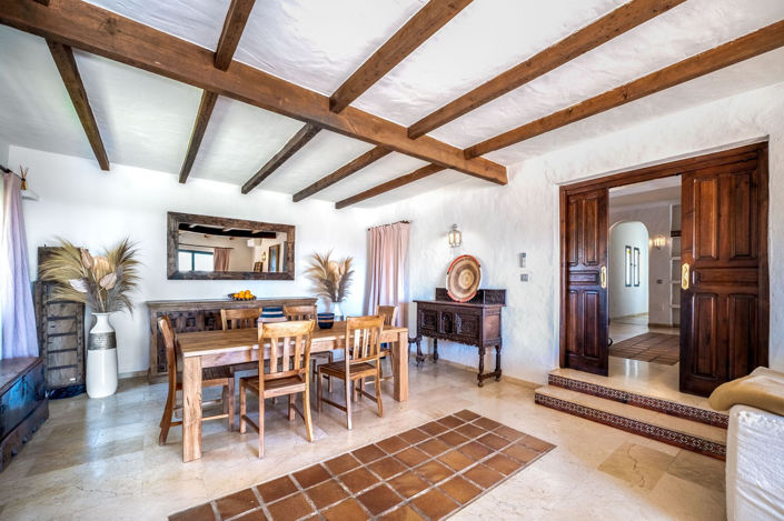 Image No.27-4 Bed Villa for sale