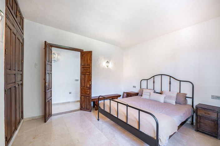 Image No.40-4 Bed Villa for sale