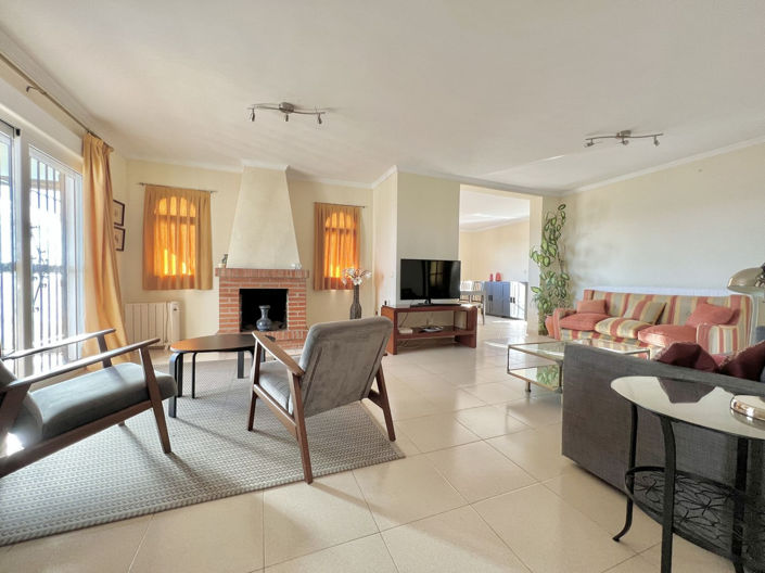 Image No.18-4 Bed Villa for sale