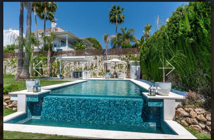 Image No.1-5 Bed Villa for sale