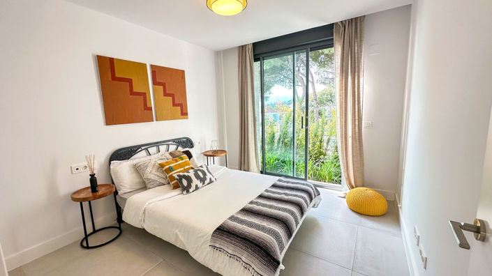 Image No.28-3 Bed Duplex for sale