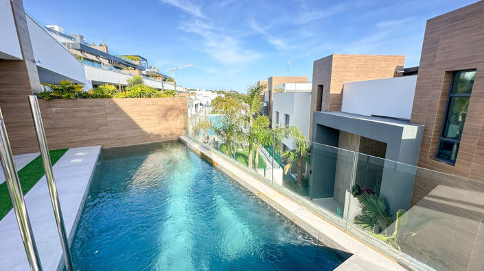 Image No.5-3 Bed Duplex for sale