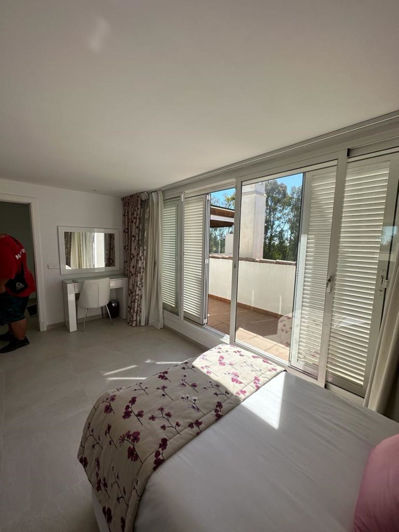 Image No.18-4 Bed Penthouse for sale