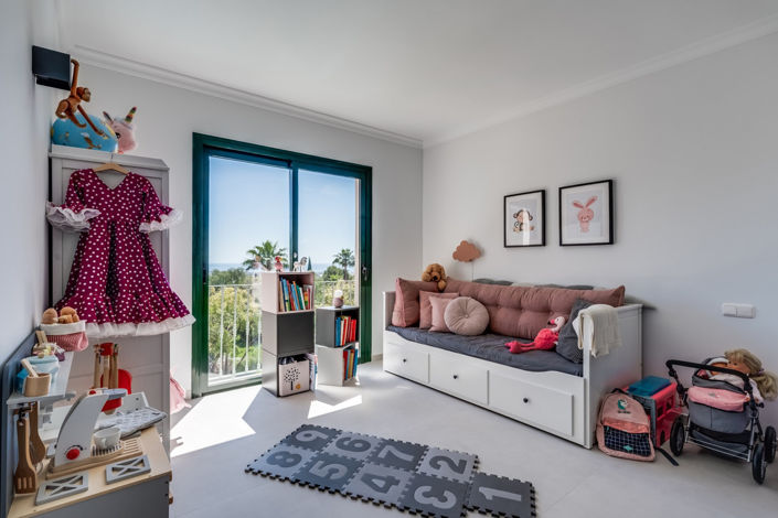 Image No.10-3 Bed Apartment for sale