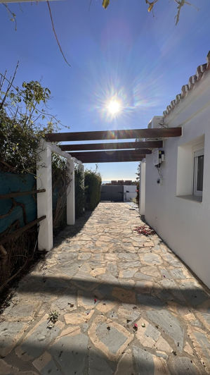 Image No.12-4 Bed Villa for sale