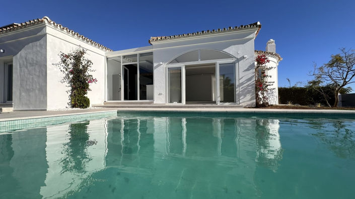 Image No.4-4 Bed Villa for sale