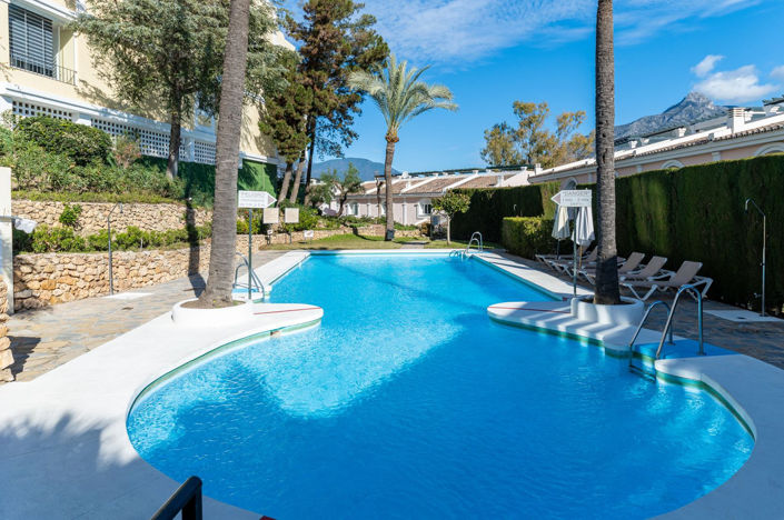 Image No.1-Maison de ville de 3 chambres à vendre à Marbella