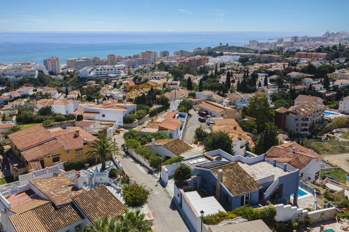 Image No.1-3 Bed Villa for sale