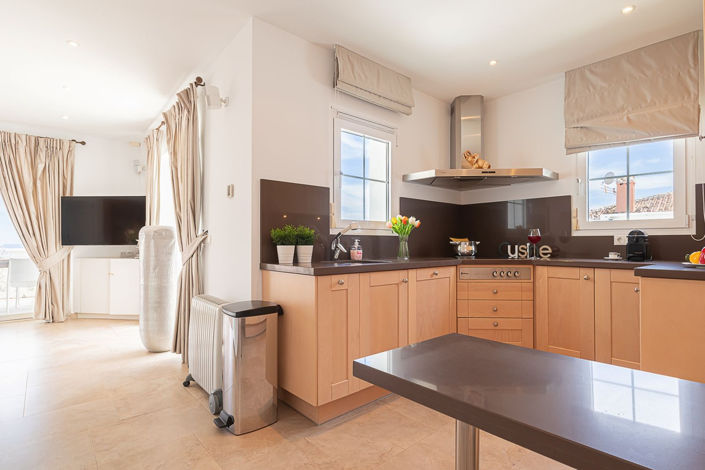 Image No.19-6 Bed Villa for sale