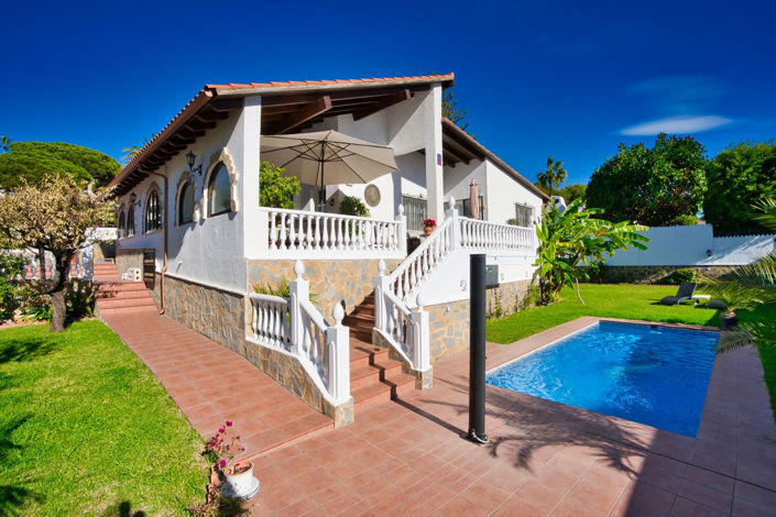 Image No.1-4 Bed Villa for sale