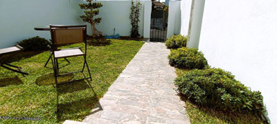 9uisag584vn2-5bd7b9d04b45e33852eaf0ec6670150d