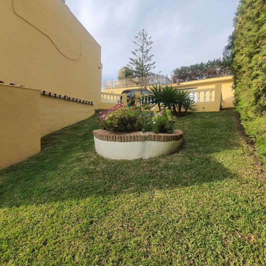 Image No.3-Villa de 6 chambres à vendre à El Faro