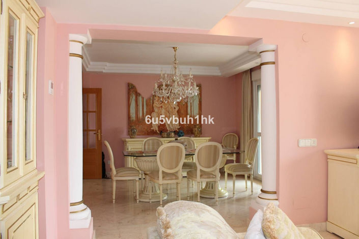 Image No.10-3 Bed Apartment for sale