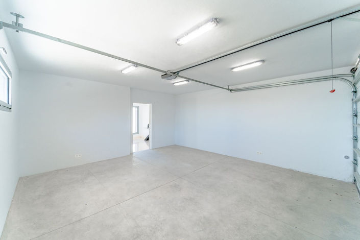 Image No.20-6 Bed Villa for sale