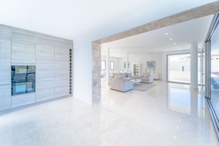 Image No.22-6 Bed Villa for sale