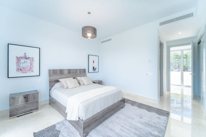 Image No.38-6 Bed Villa for sale