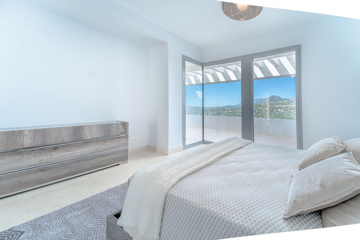 Image No.40-6 Bed Villa for sale