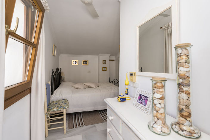 Image No.25-3 Bed Apartment for sale