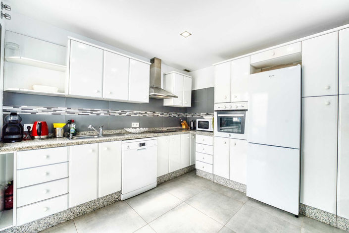 Image No.24-4 Bed Penthouse for sale