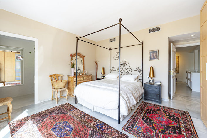 Image No.32-2 Bed Apartment for sale