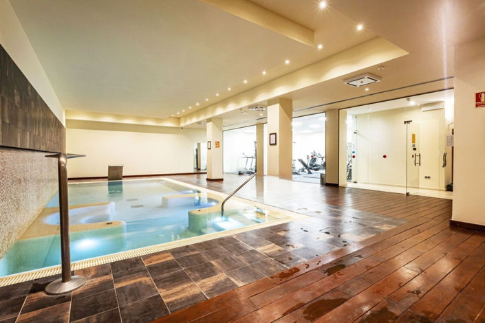 Image No.8-Appartement de 2 chambres à vendre à Benahavis