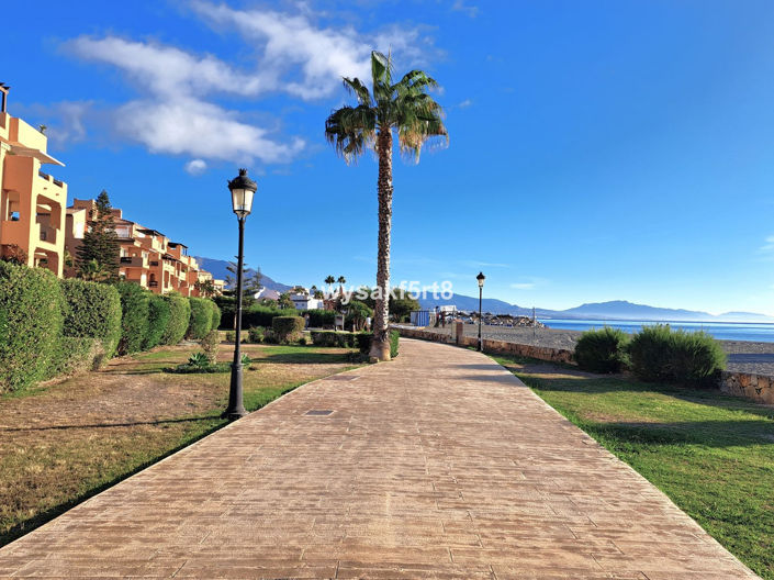 Image No.14-3 Bed Apartment for sale