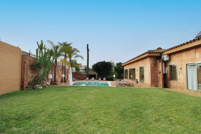 Image No.3-4 Bed Villa for sale