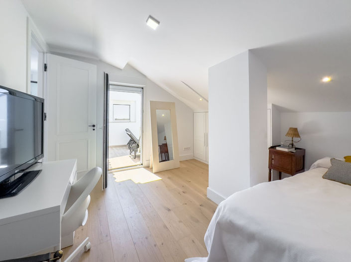 Image No.24-5 Bed Penthouse for sale