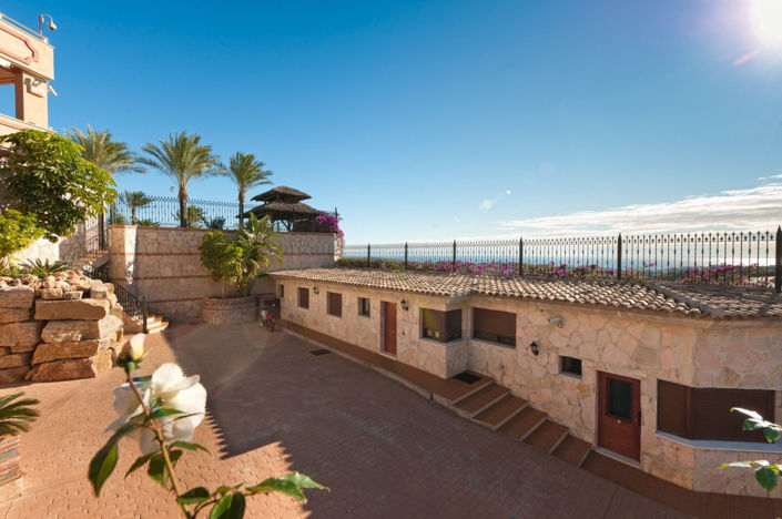 Image No.14-7 Bed Villa for sale