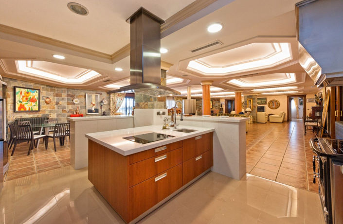 Image No.37-7 Bed Villa for sale