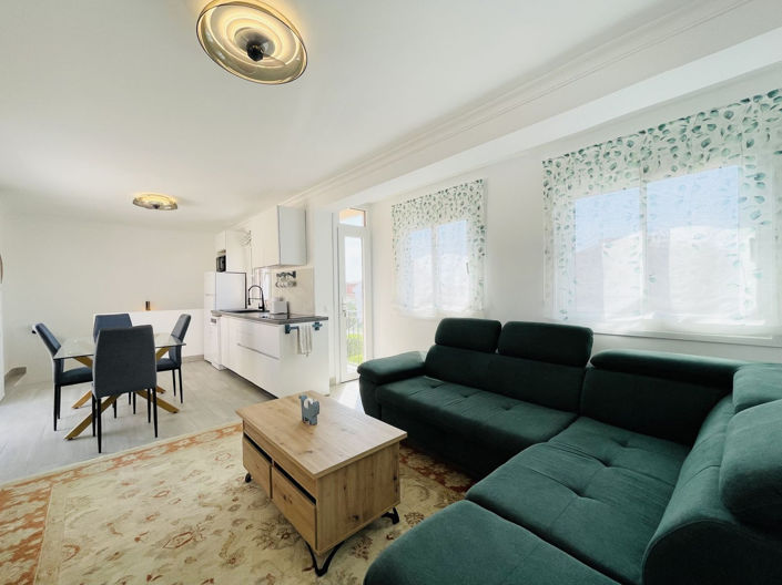 Image No.15-3 Bed Townhouse for sale