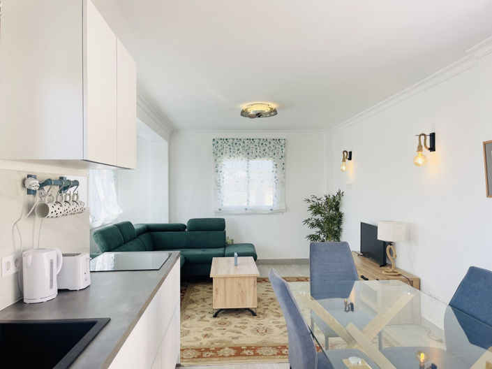 Image No.21-3 Bed Townhouse for sale