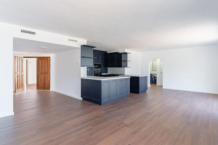 Image No.9-5 Bed Finca for sale