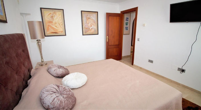 Image No.27-10 Bed Villa for sale