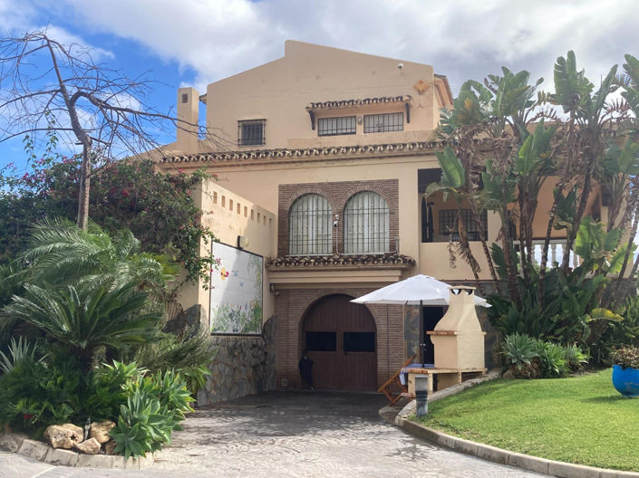 Image No.13-4 Bed Villa for sale