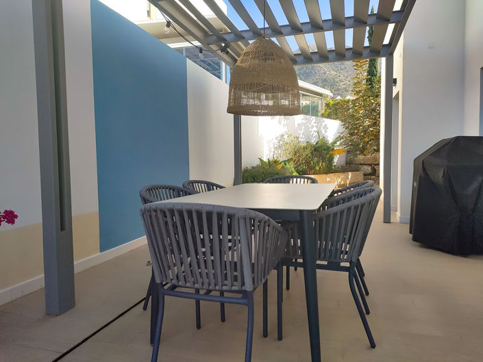 Image No.18-4 Bed Townhouse for sale