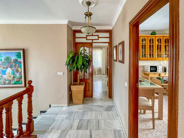 Image No.27-4 Bed Villa for sale