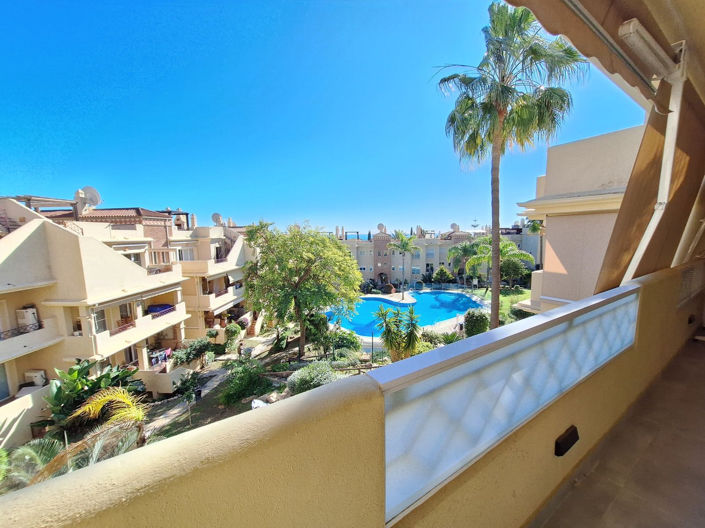 Image No.2-Appartement de 2 chambres à vendre à Estepona