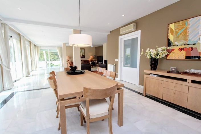 Image No.12-Villa de 6 chambres à vendre à San Pedro de Alcantara