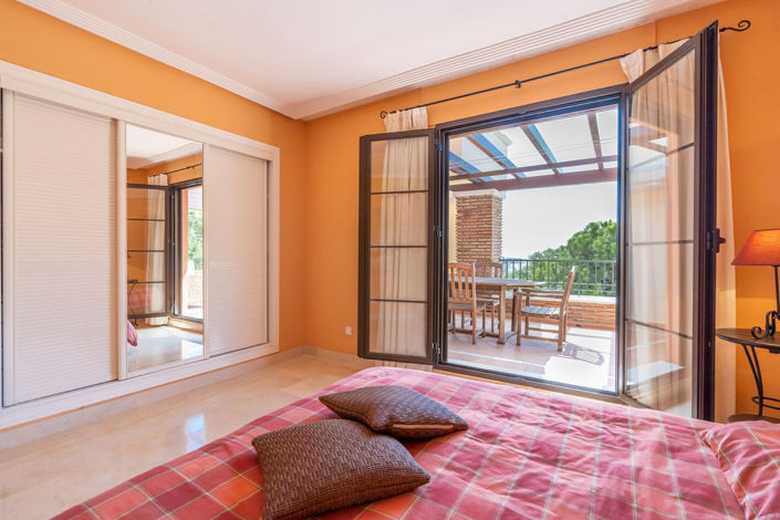 Image No.14-3 Bed Apartment for sale