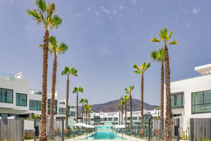 Image No.2-3 Bed Townhouse for sale