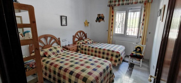 Image No.29-5 Bed Villa for sale