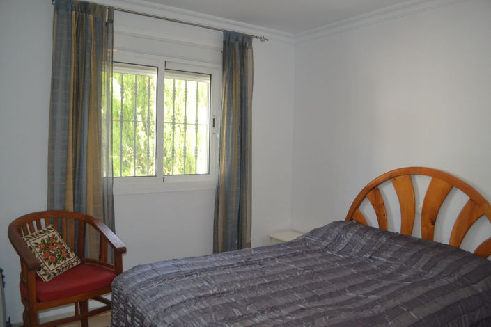 Image No.20-3 Bed Townhouse for sale