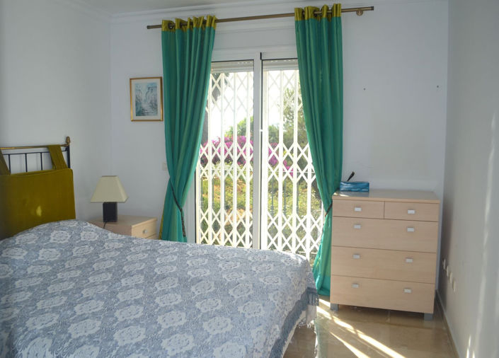 Image No.22-3 Bed Townhouse for sale