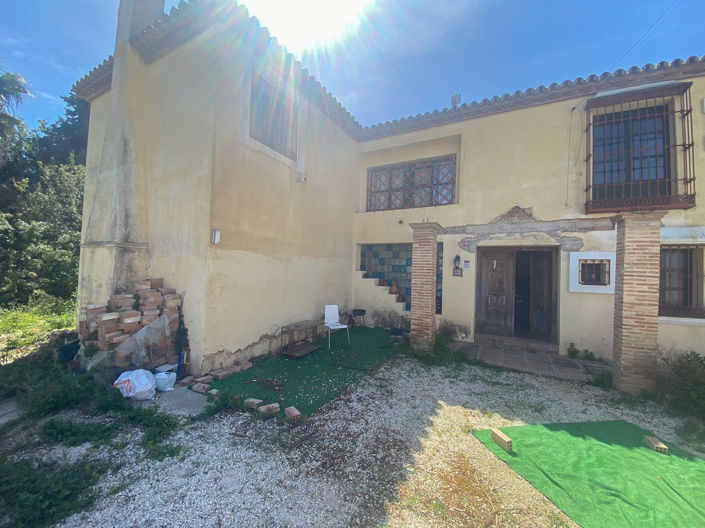 Image No.7-Villa de 6 chambres à vendre à Nueva Andalucia