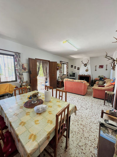 Image No.12-3 Bed Finca for sale