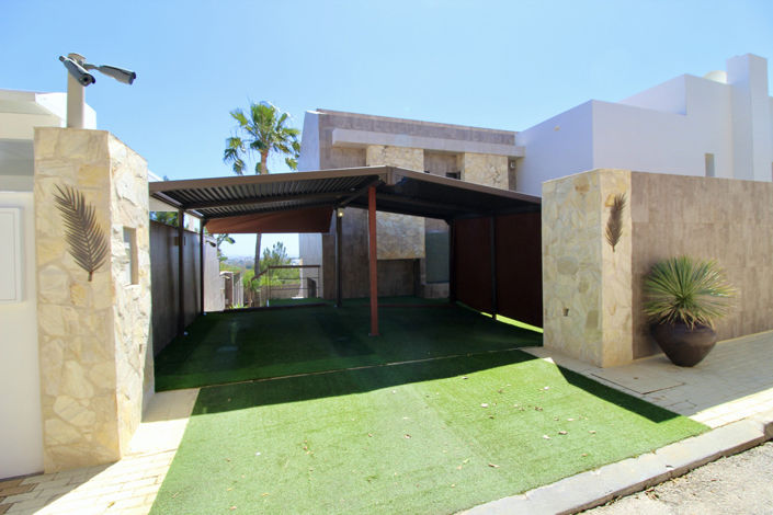 Image No.2-4 Bed Villa for sale