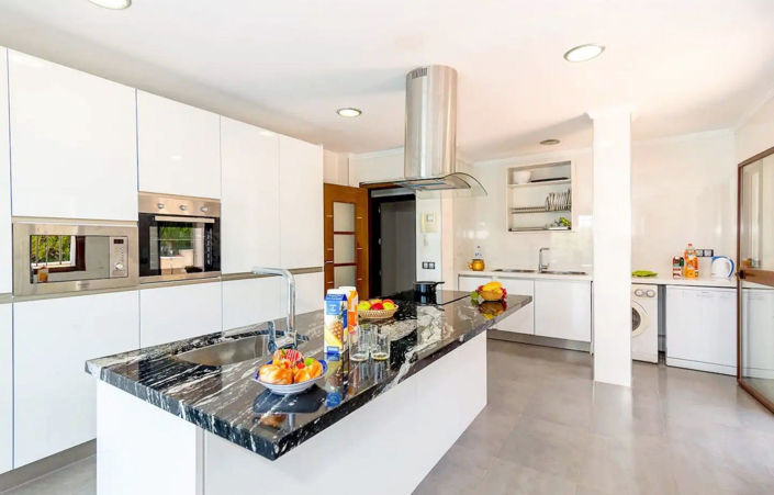 Image No.8-Villa de 5 chambres à vendre à Malaga